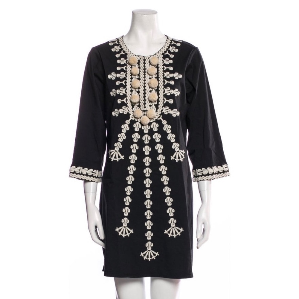 Fabulous Figue Shift dress perfect for any occasion!!